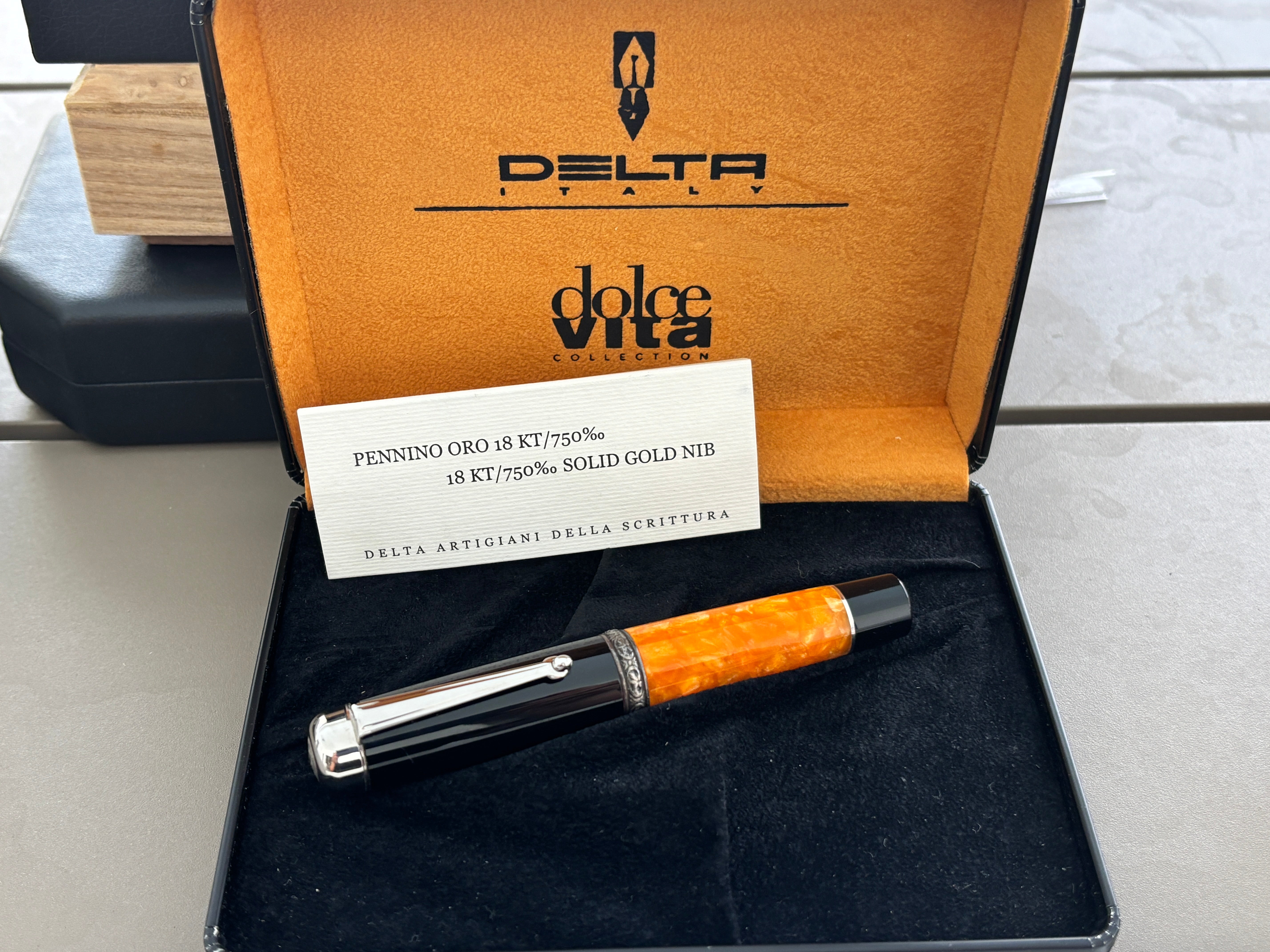 Delta Mini Dolce Vita 18k Gold Nib Fine - Fountain Pen – Nibs-USA.com
