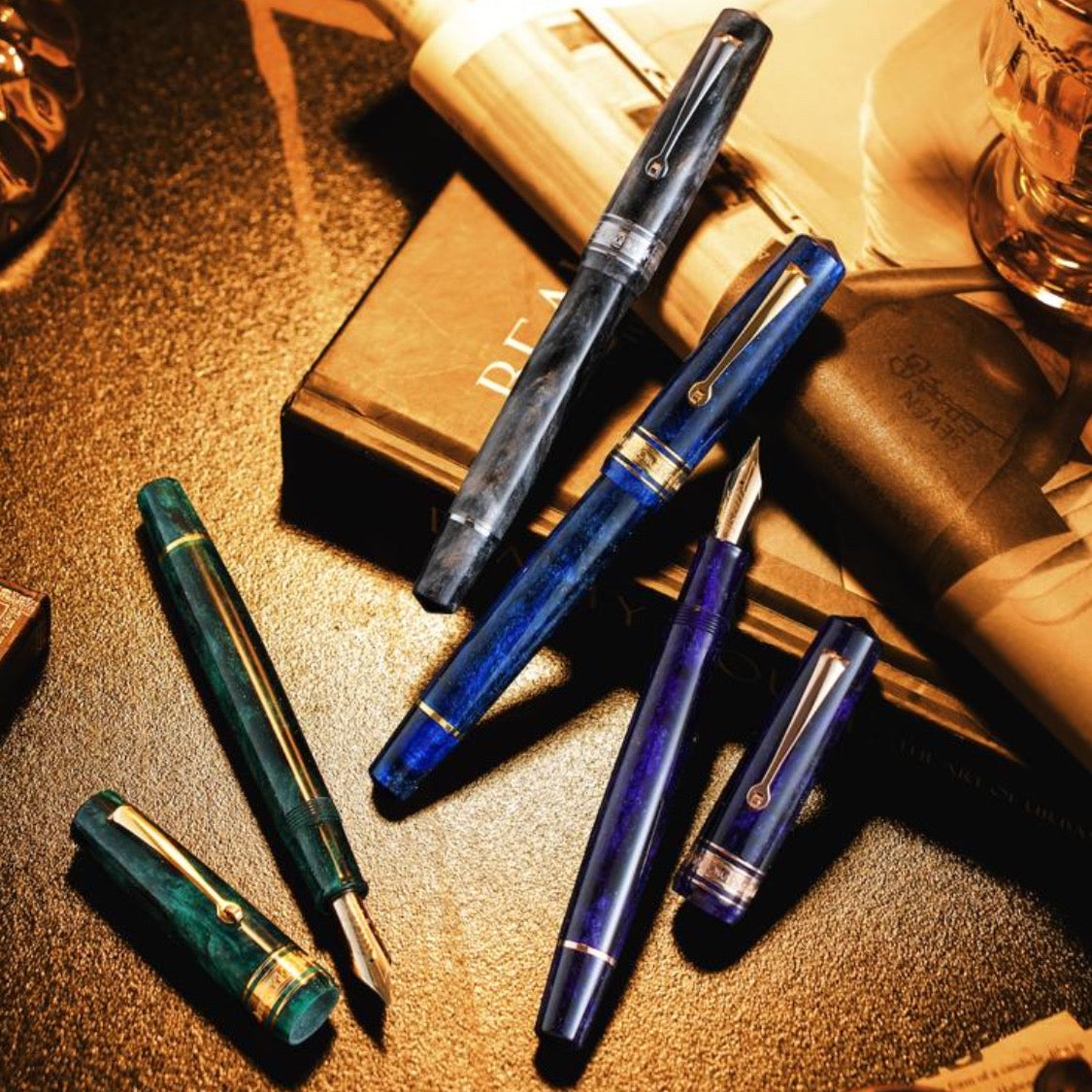 OMAS Bologna Azzurro Diamante - Fountain Pen