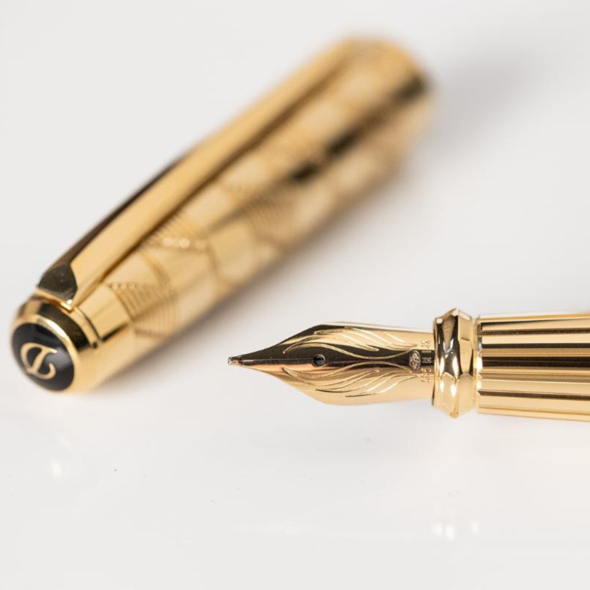 S.T. Dupont Monogram 1872 Eternity XL Gold Fountain Pen