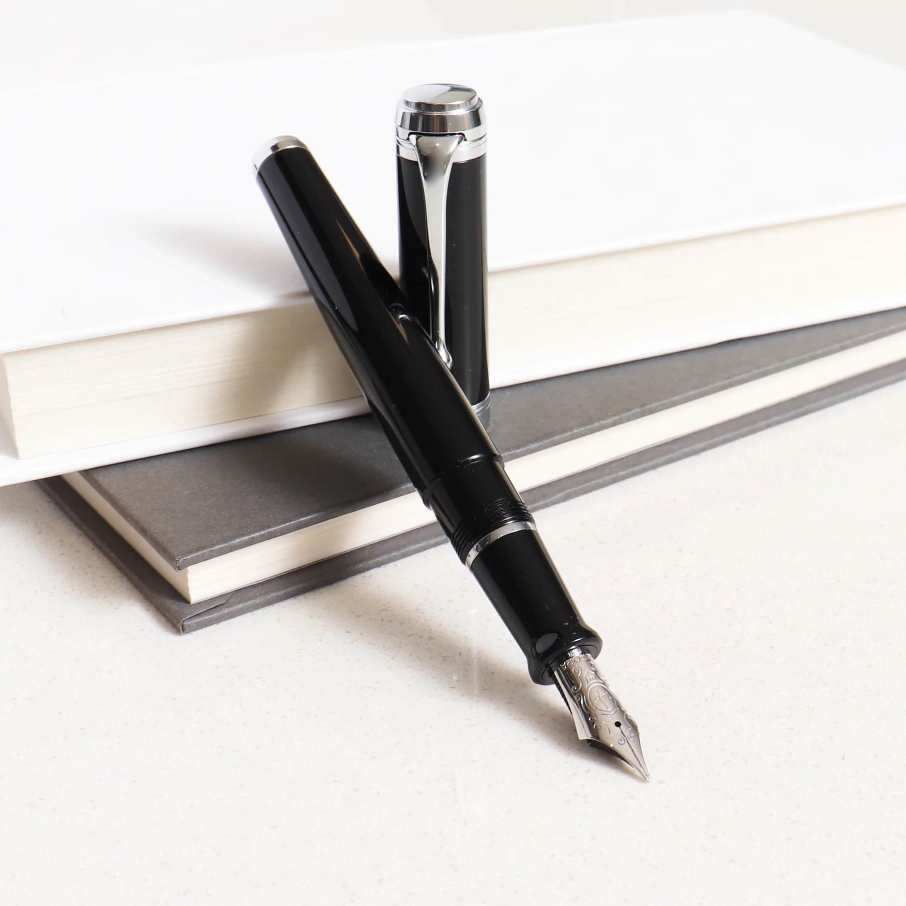 Aurora Talentum Classic Black Chrome