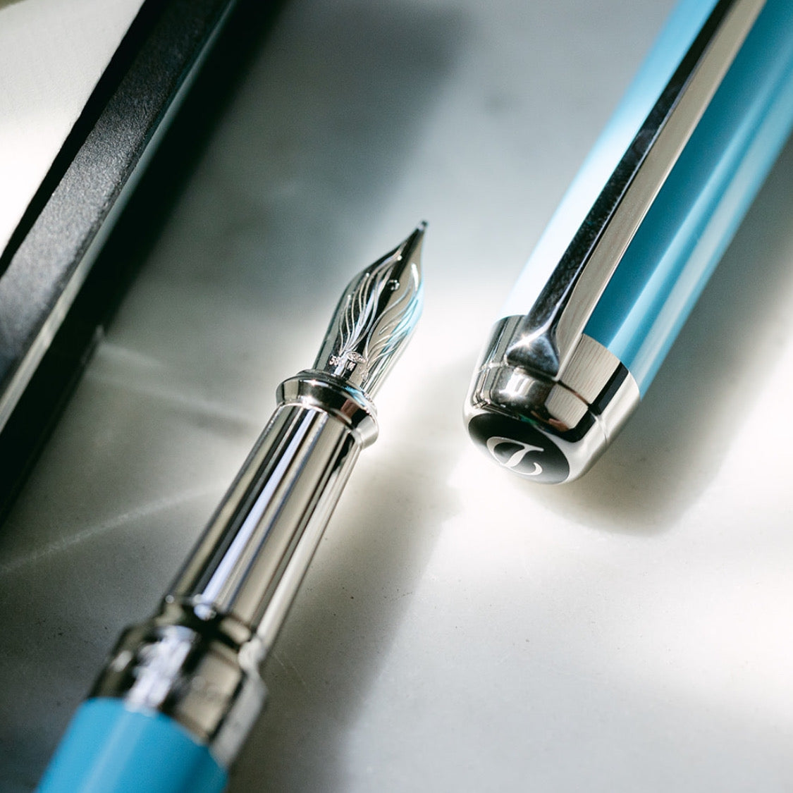 S.T. Dupont Eternity XL Turquoise Natural Lacquer