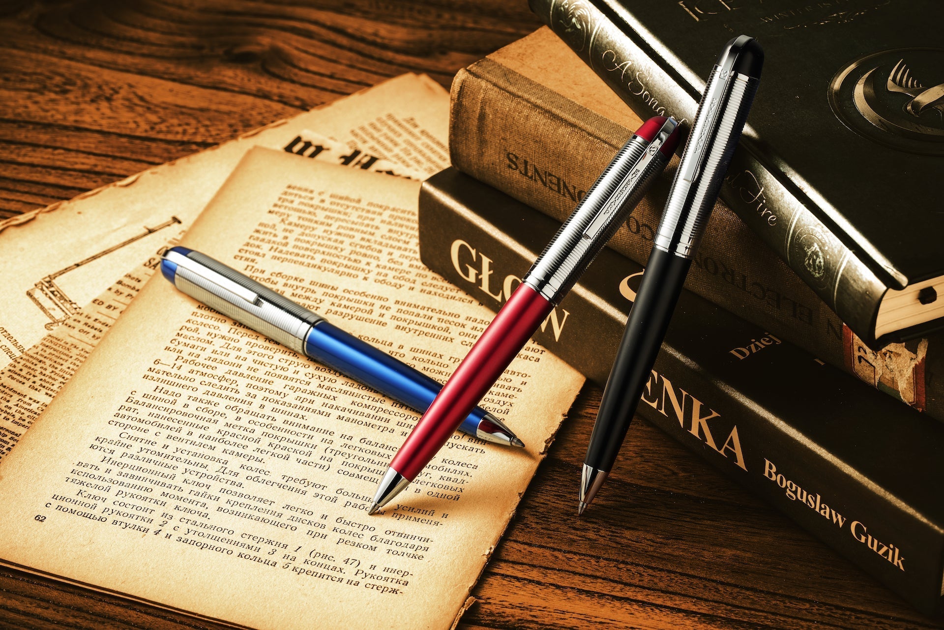Wahl-Eversharp Skyline Red Silver Cap - Fountain Pen