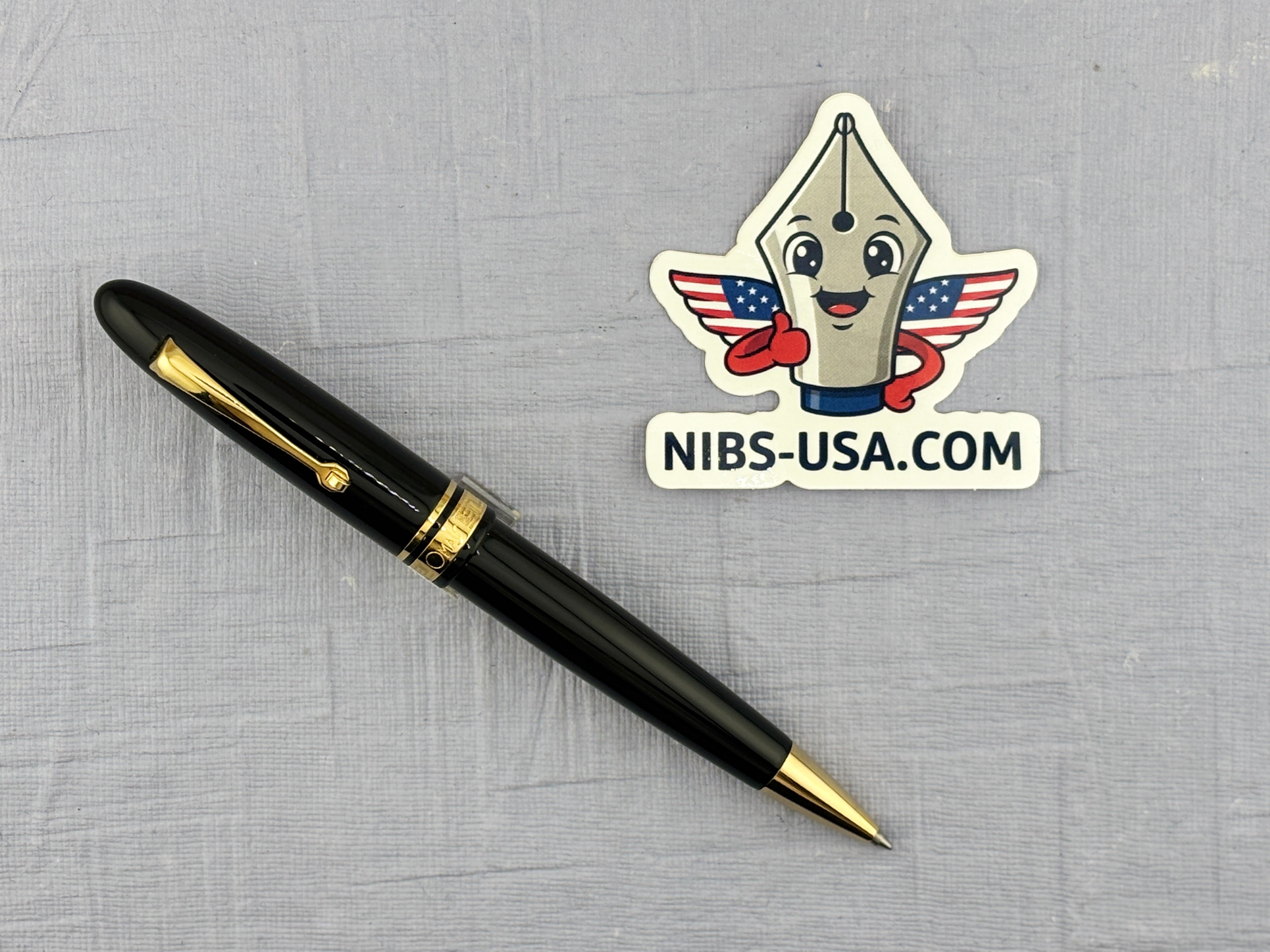 Omas Ogiva Black with Gold Trim - Ballpoint Pen