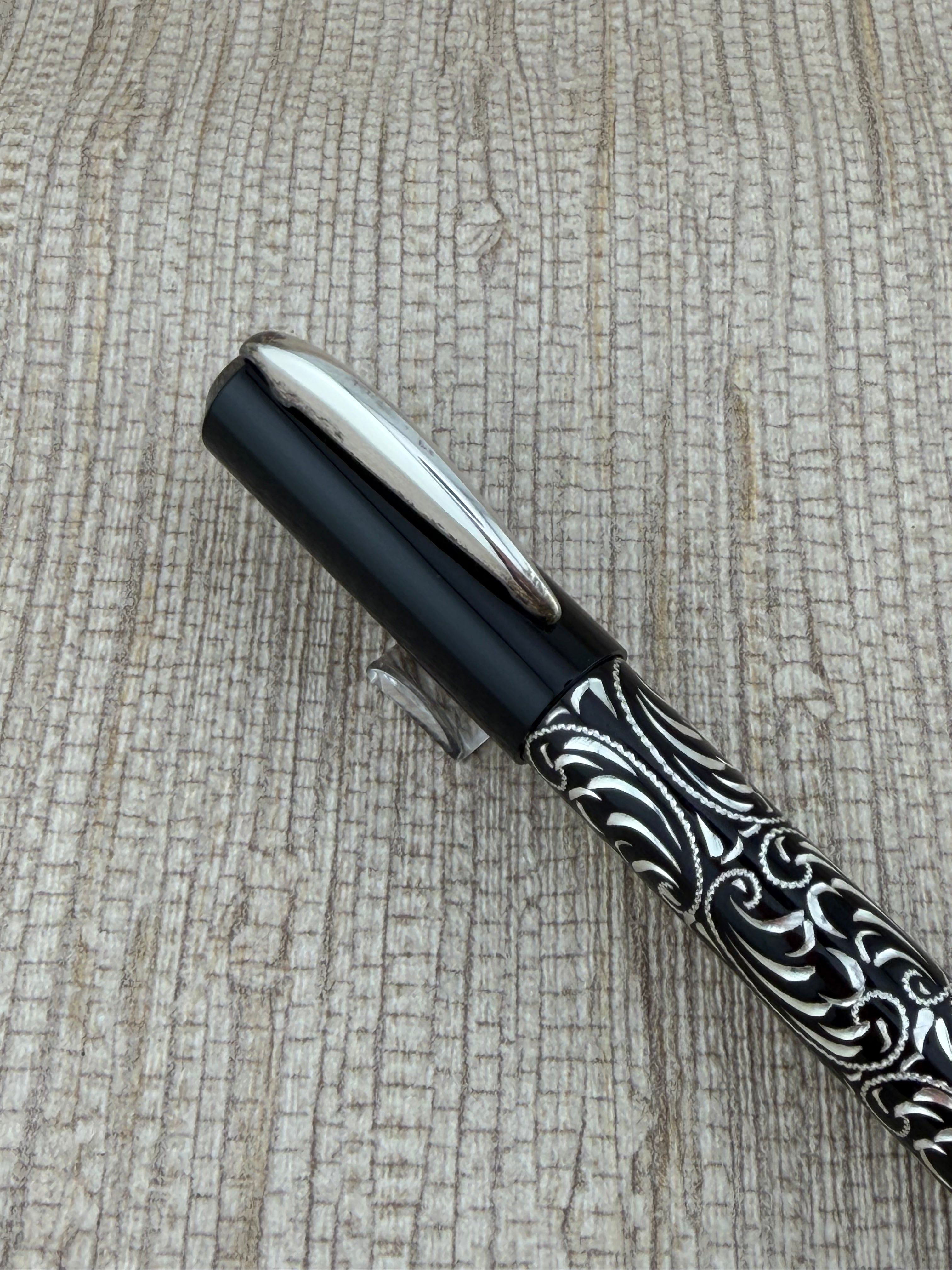 Visconti Rinascimento Sterling Silver Filigree 14k Gold Fine Nib - Fountain Pen