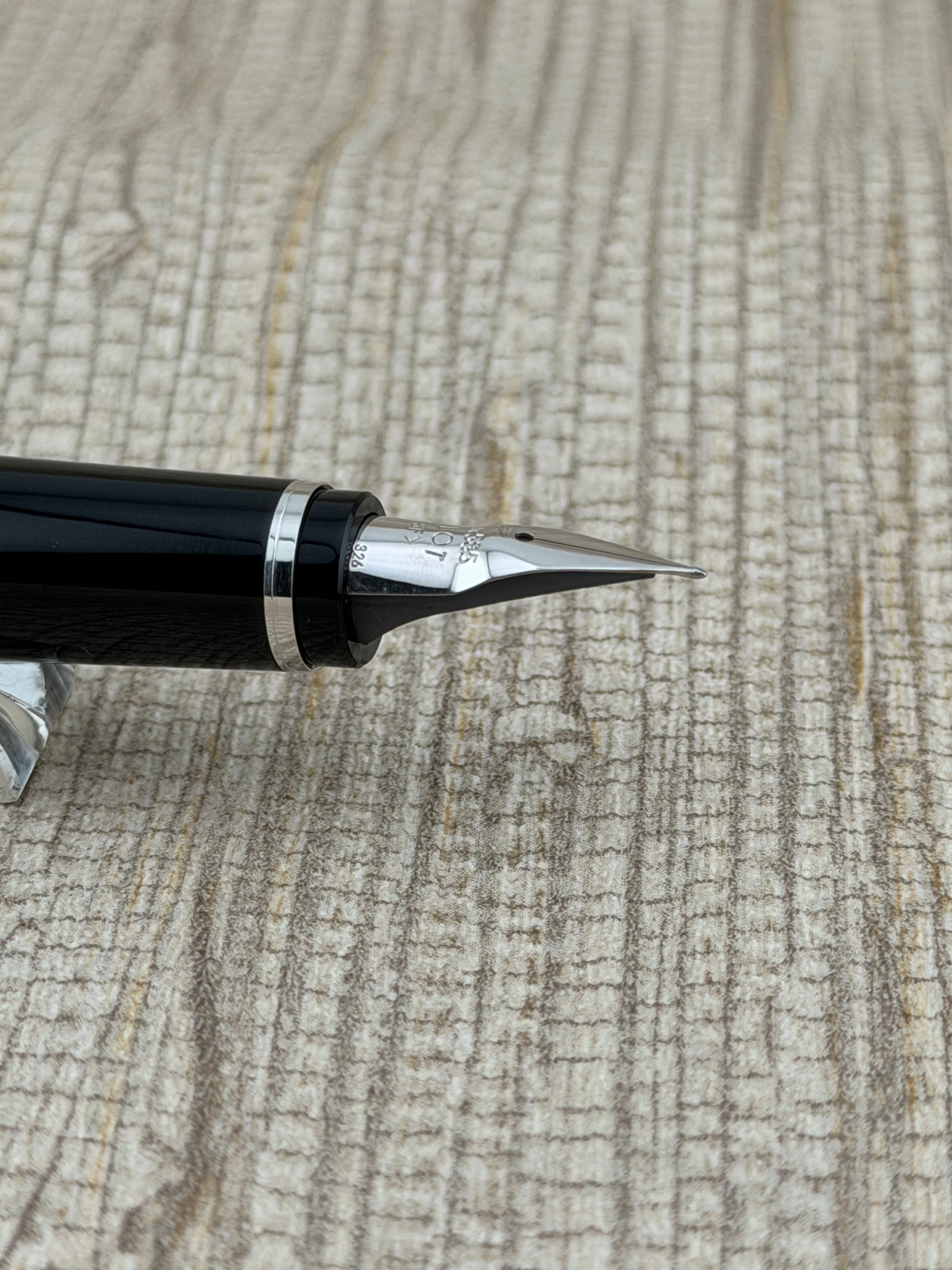 Pilot Falcon Black Rhodium Trim Spencerian Customization On 14k Fine Nib - Fountain Pen