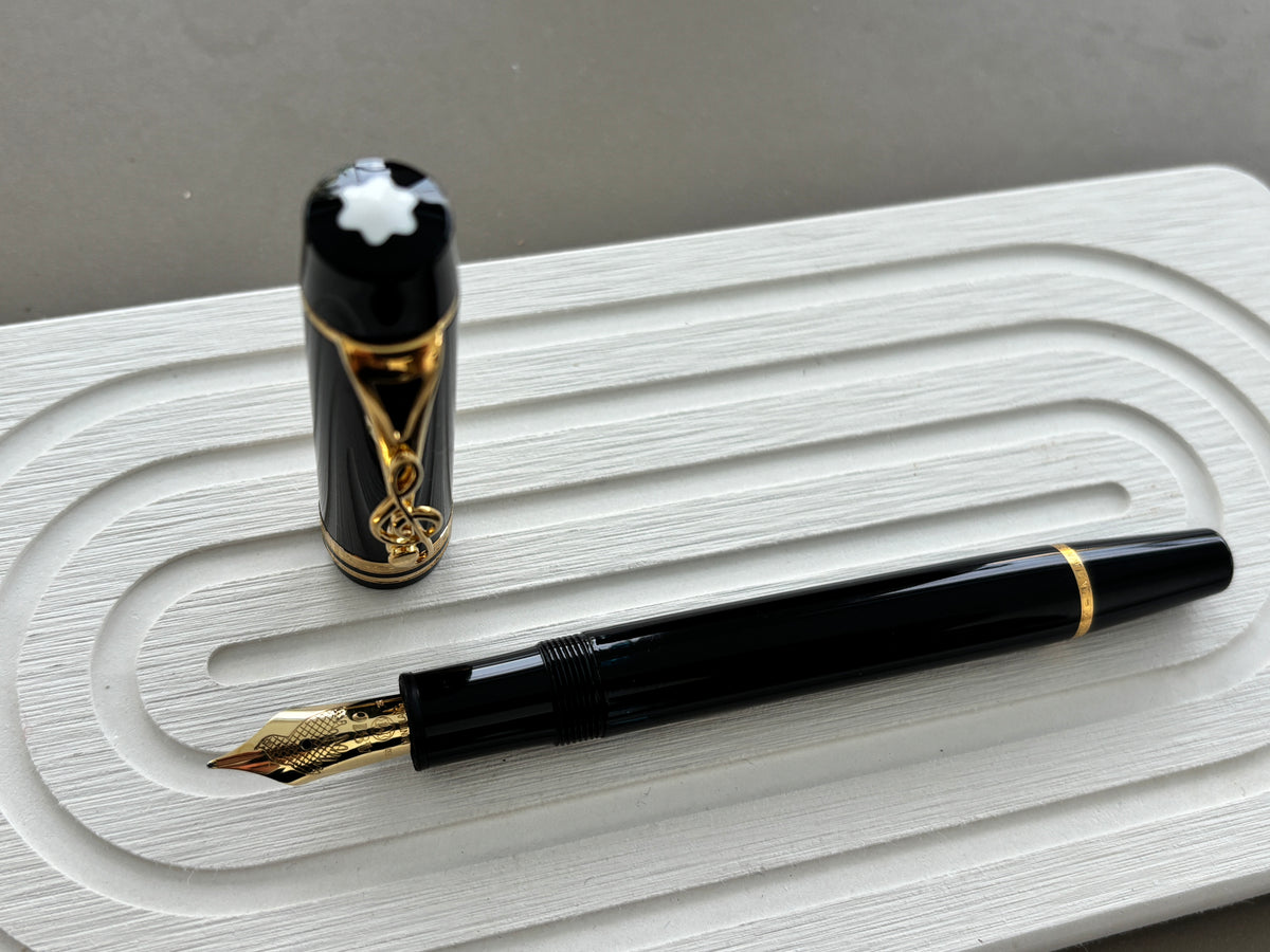 Montblanc Philharmonia of the Nations Tribute to Leonard Bernstein - Fountain Pen