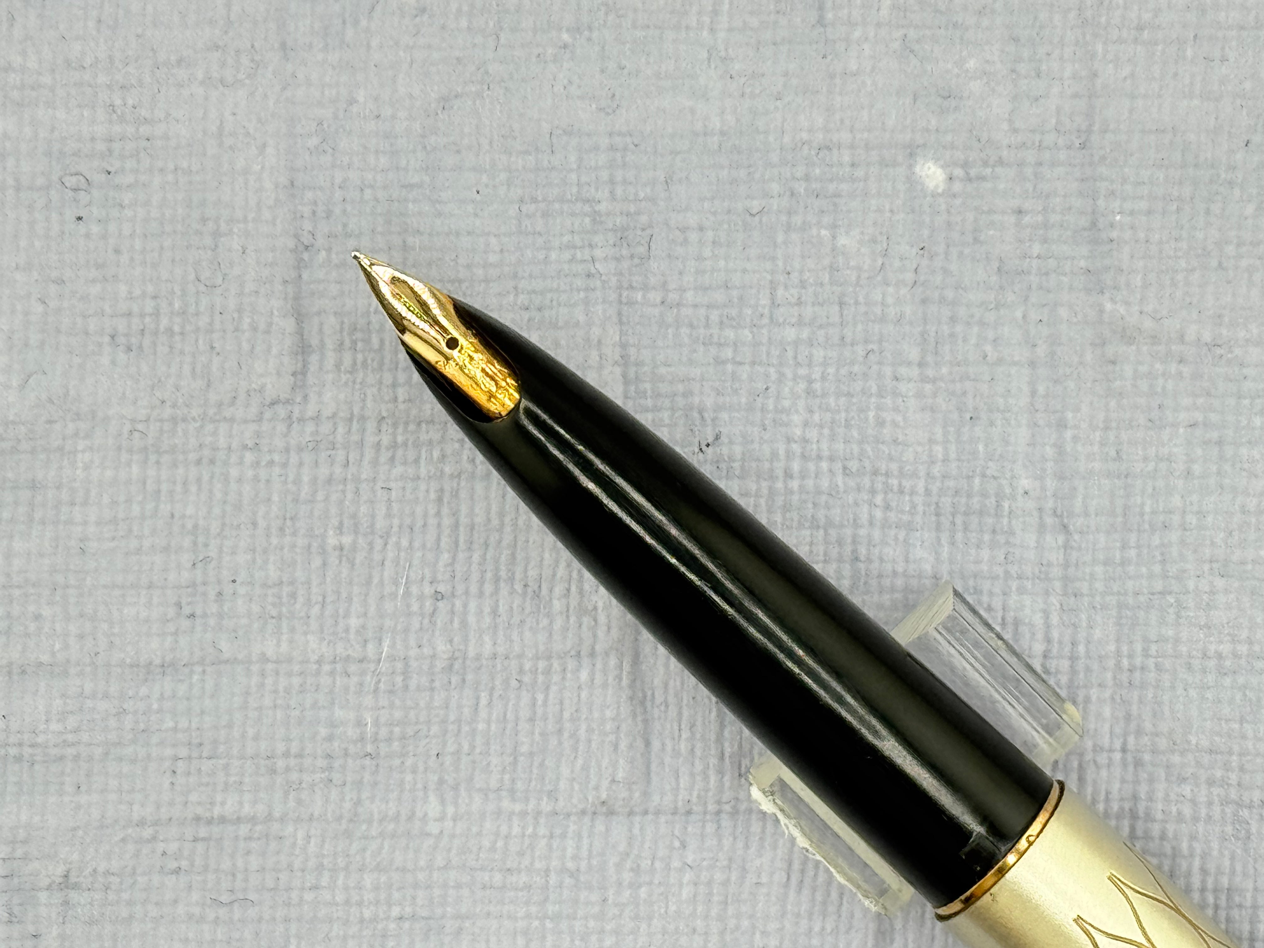 SHEAFFER Lady Sheaffer 642 Satin Tulle  Fine 14K Nib - Fountain Pen  *New Old Stock!*