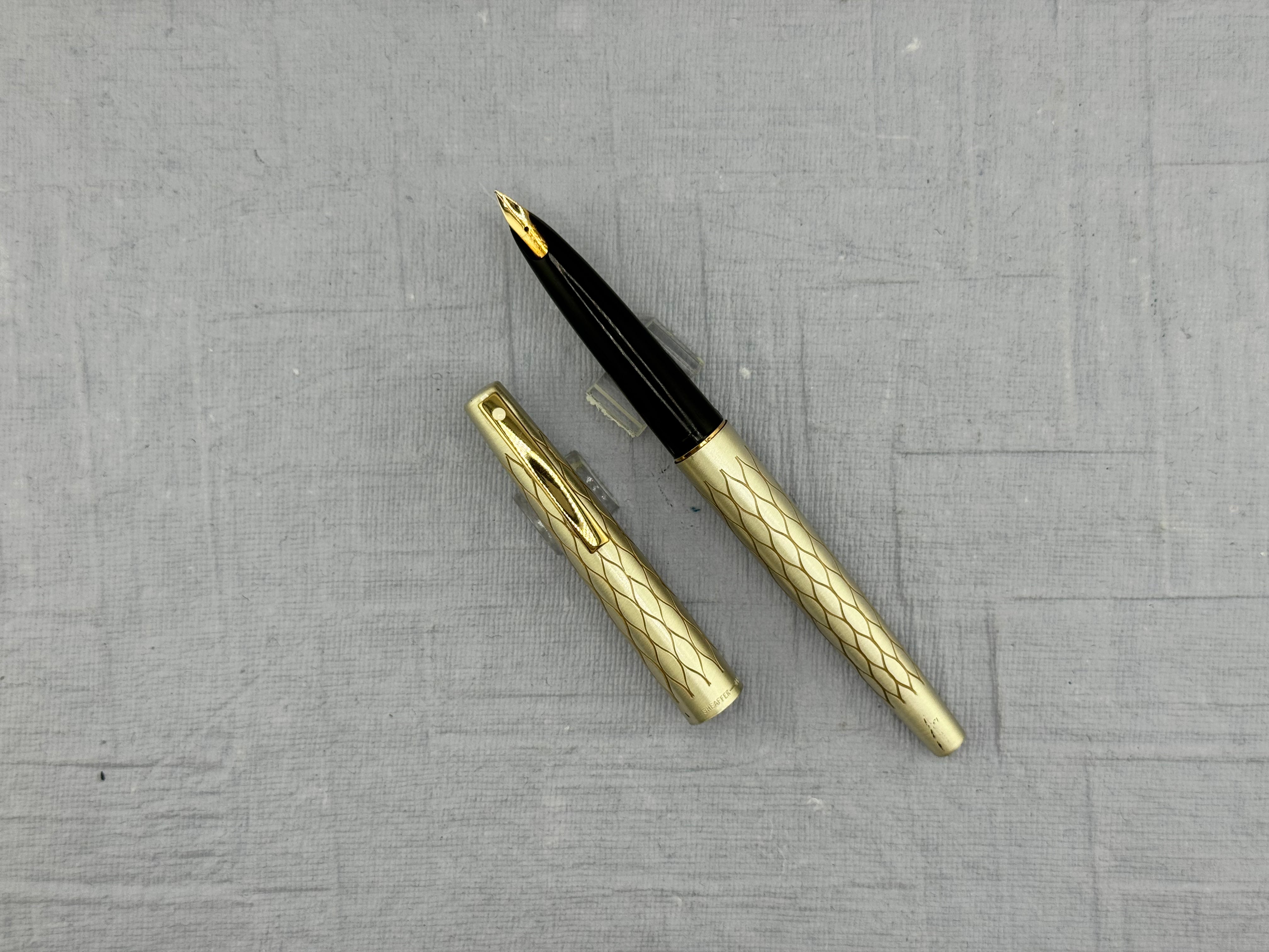 SHEAFFER Lady Sheaffer 642 Satin Tulle  Fine 14K Nib - Fountain Pen  *New Old Stock!*