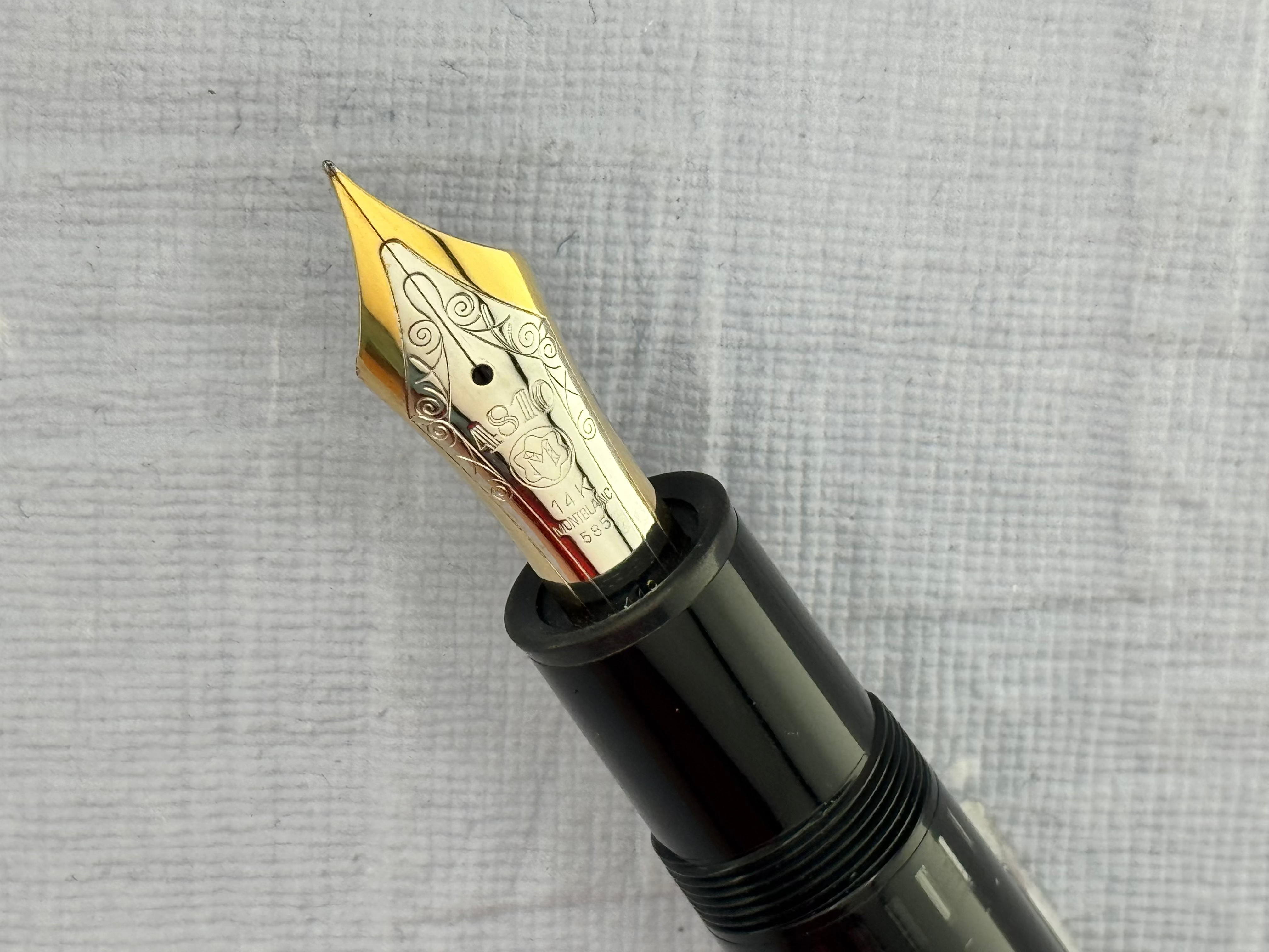 Montblanc Meisterstück Model 149 Black with Gold Trim Circa 1978 Vintage - Fountain Pen