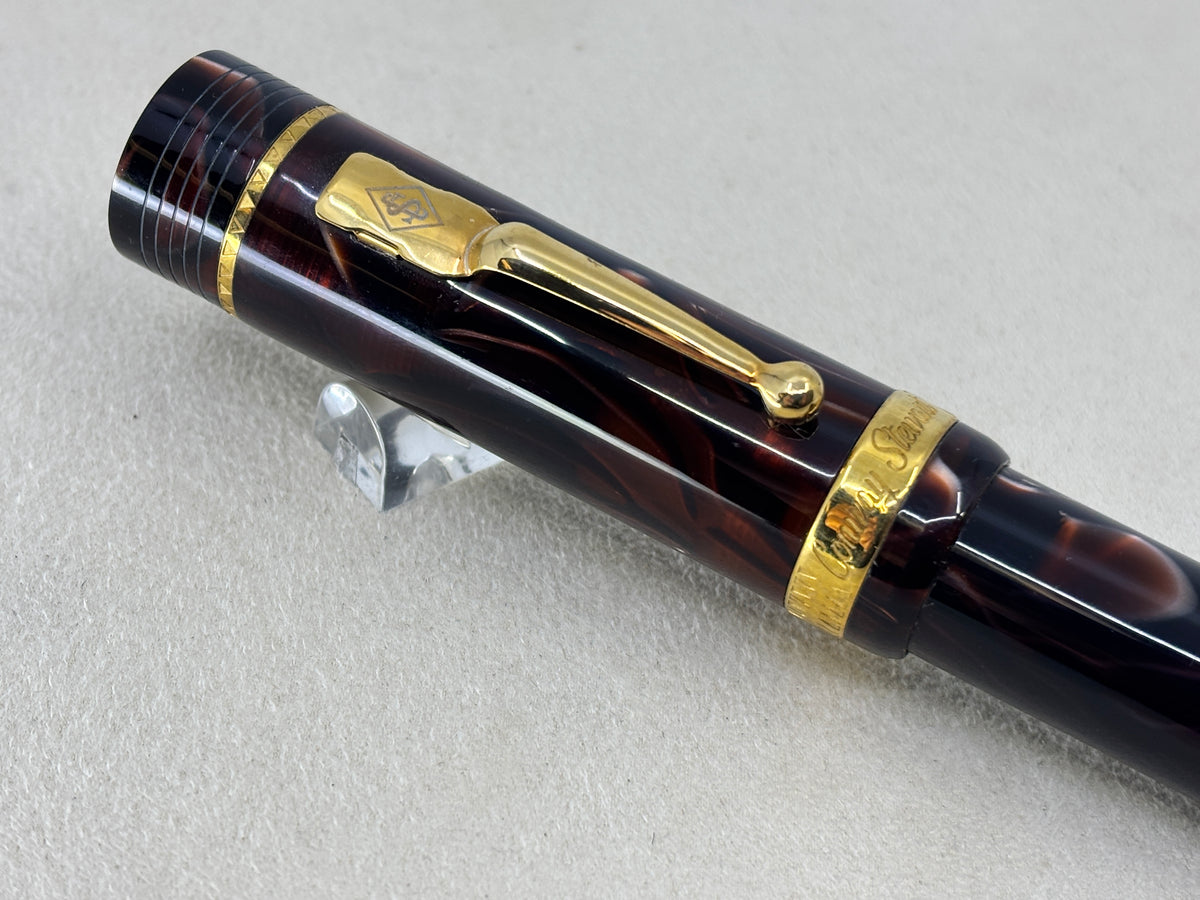 Conway Stewart Winston Churchill Brown Arcola Circa 2019 - Fountain Pen