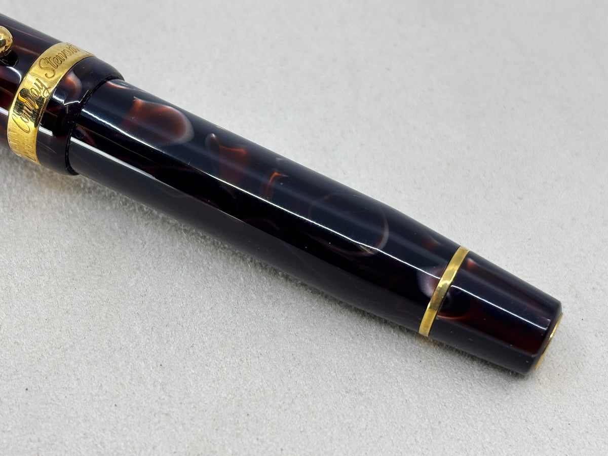 Conway Stewart Winston Churchill Brown Arcola Circa 2019 - Fountain Pen