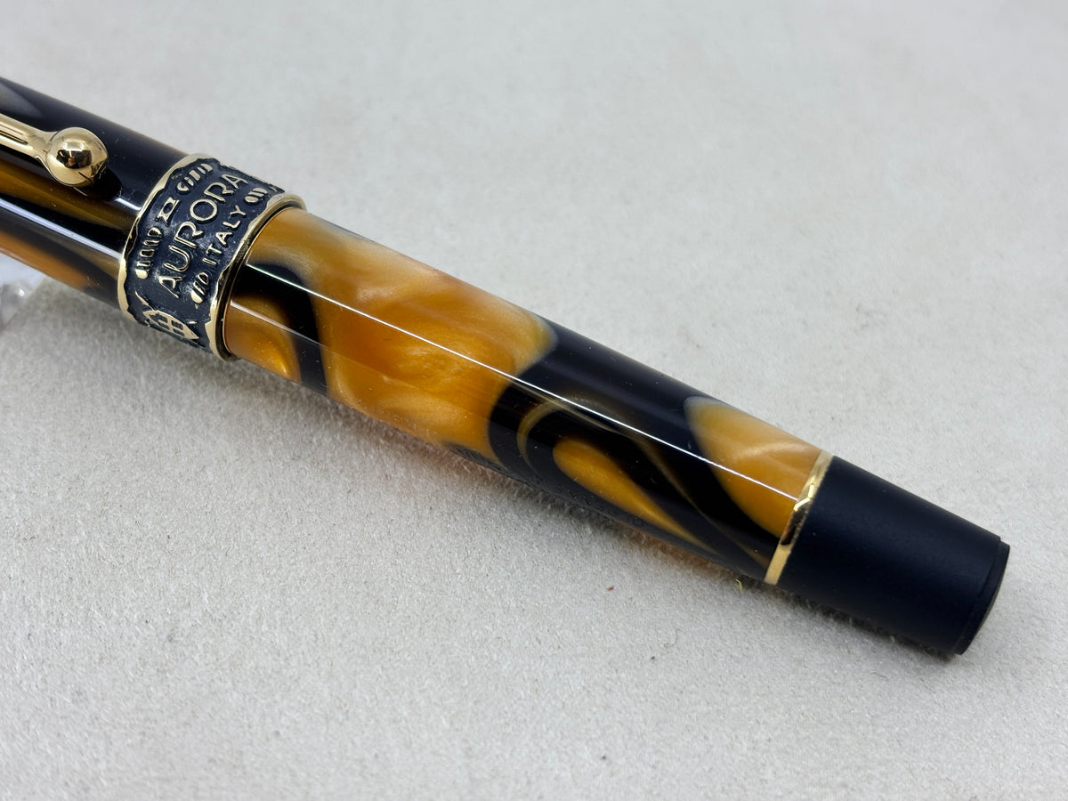 Aurora Optima Africa  Limited Edition 18K Nib - Fountain Pen