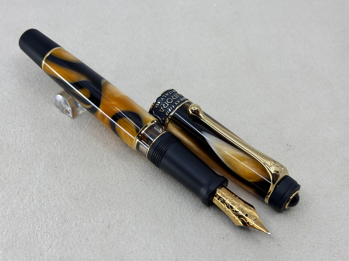 Aurora Optima Africa  Limited Edition 18K Nib - Fountain Pen