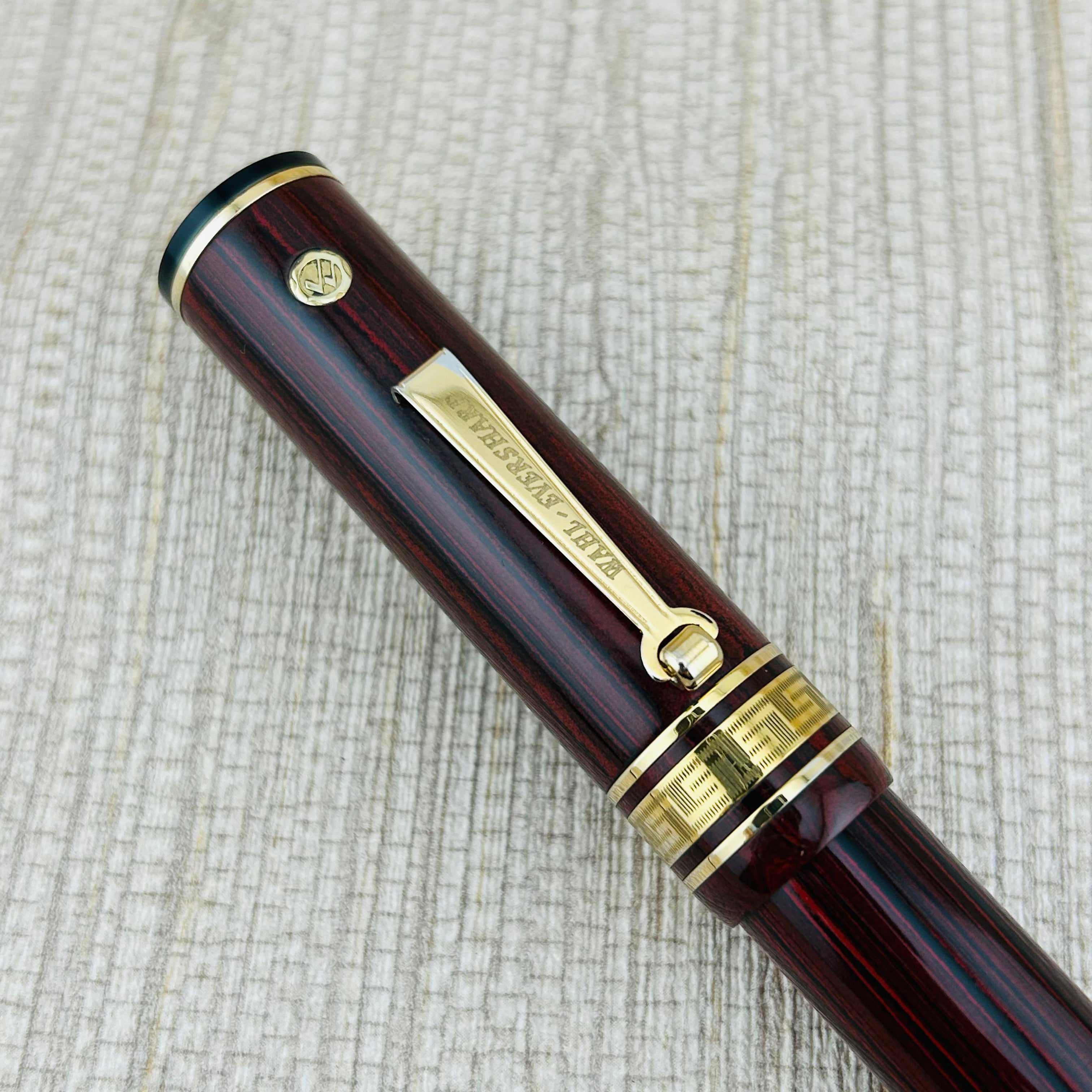 Wahl-Eversharp Rosewood Superflex 18k750 Gold Nib - Fountain Pen
