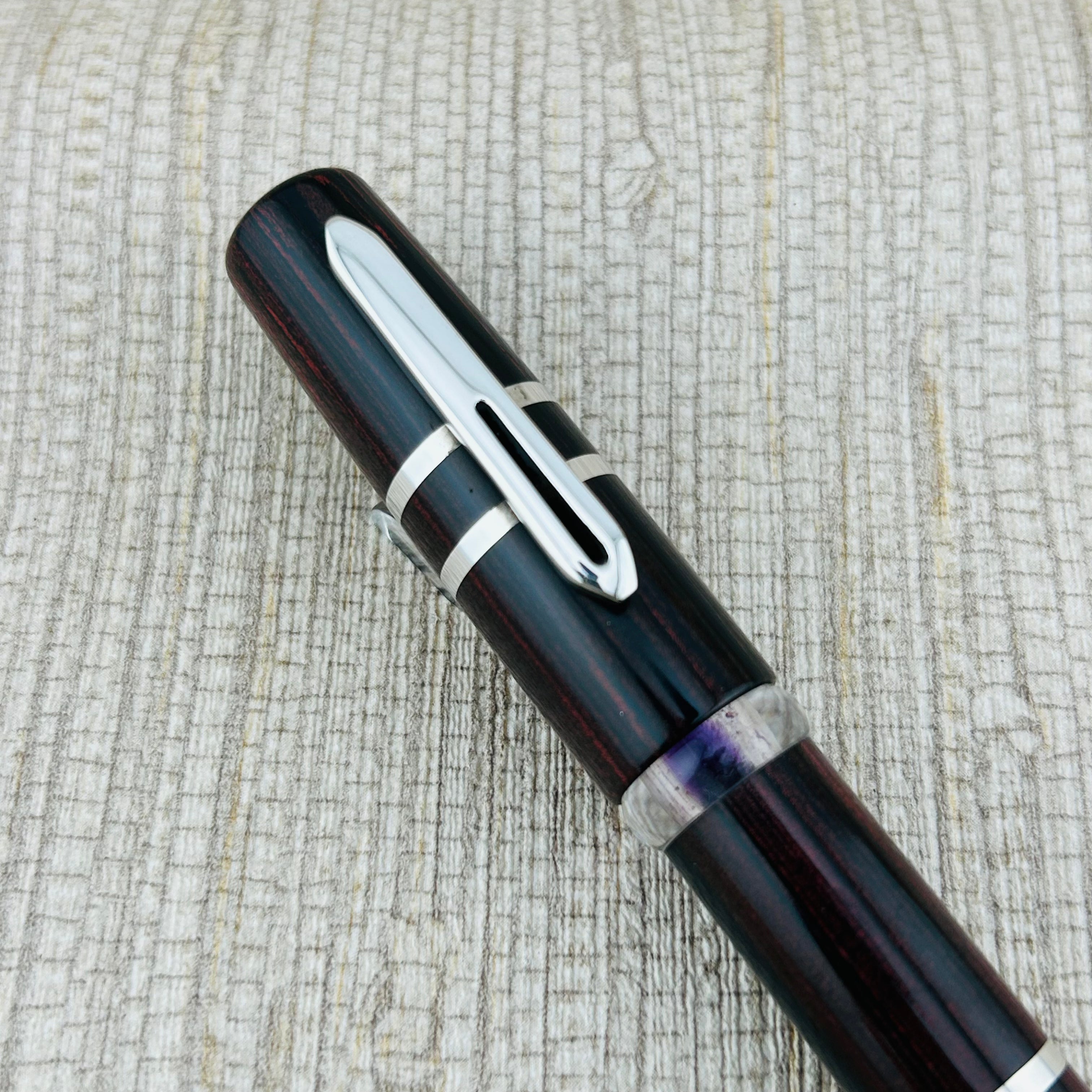 Visconti Joon New York Anniversary 1975-2000 Rosewood Ebonite Limited Edition 127/366 - Fountain Pen