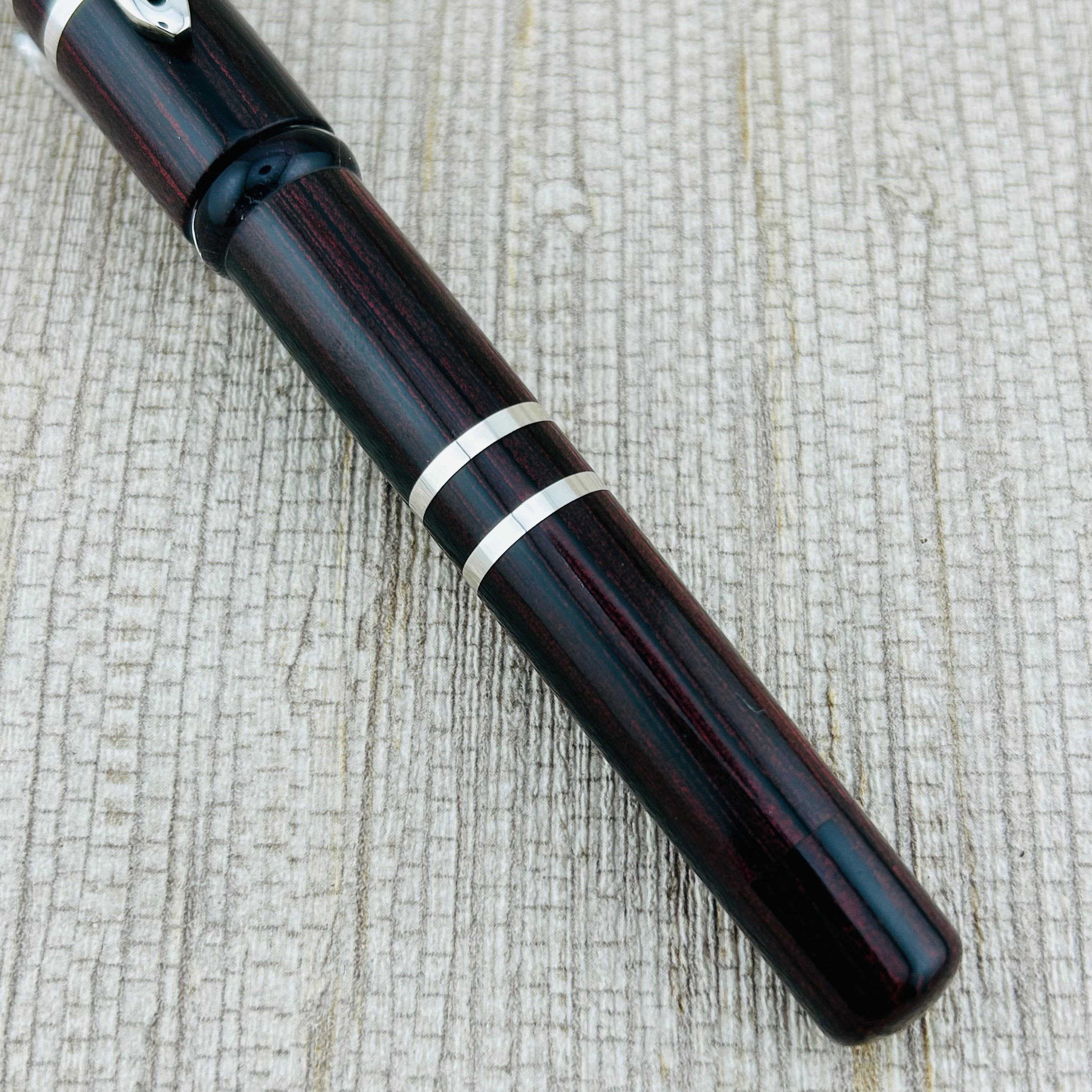 Visconti Joon New York Anniversary 1975-2000 Rosewood Ebonite Limited Edition 127/366 - Fountain Pen