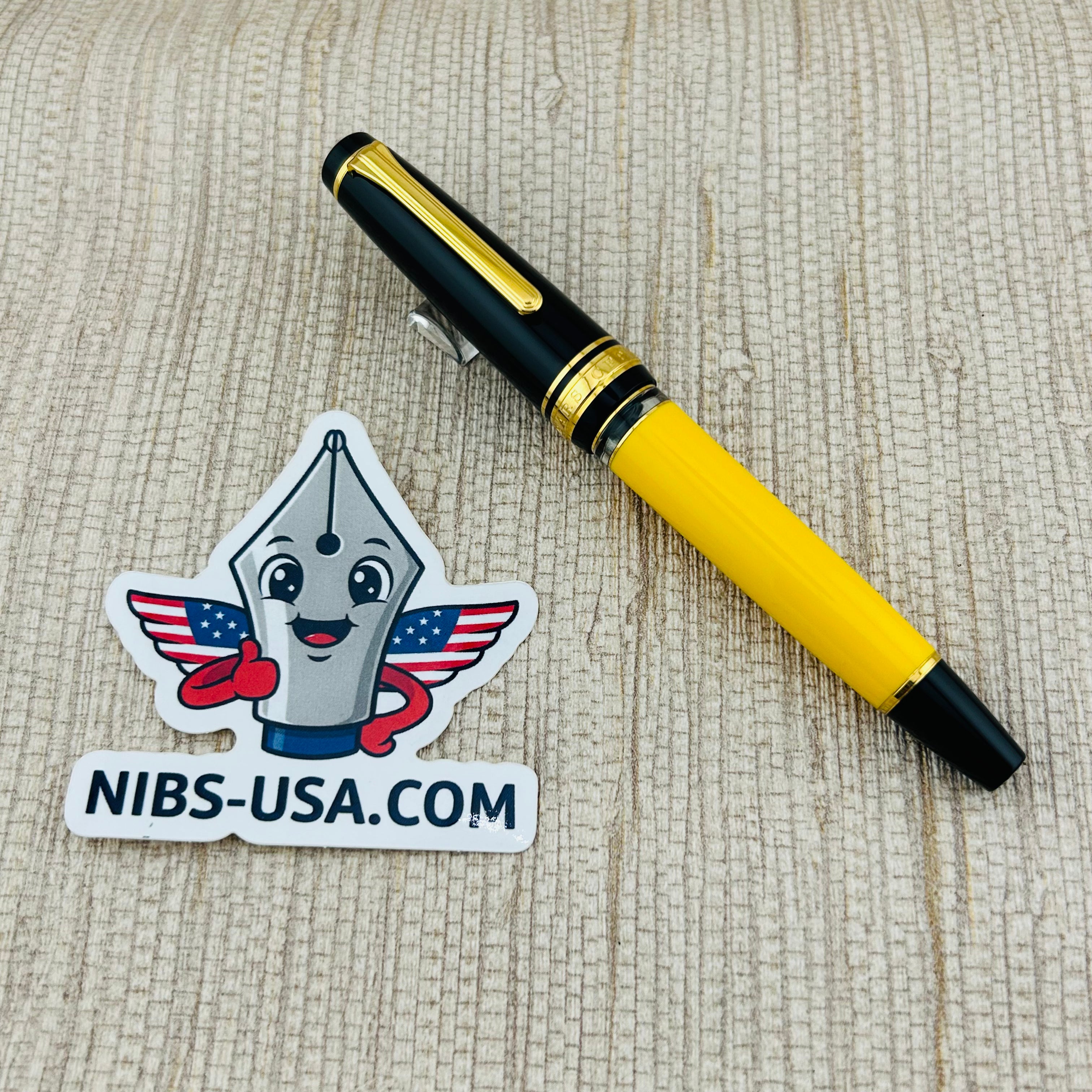 Sailor Pro Gear Realo Yellow Black Cap Limited Edition 21/88 Architect Gold Nib 21K - Fountain Pen