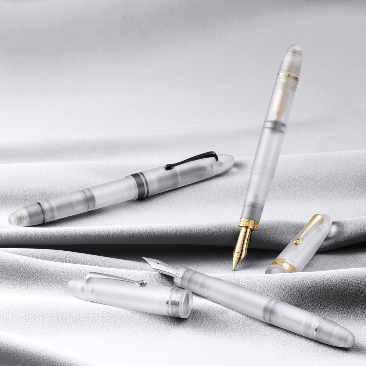 OMAS Ogiva Demonstrator Black Trim - Fountain Pen