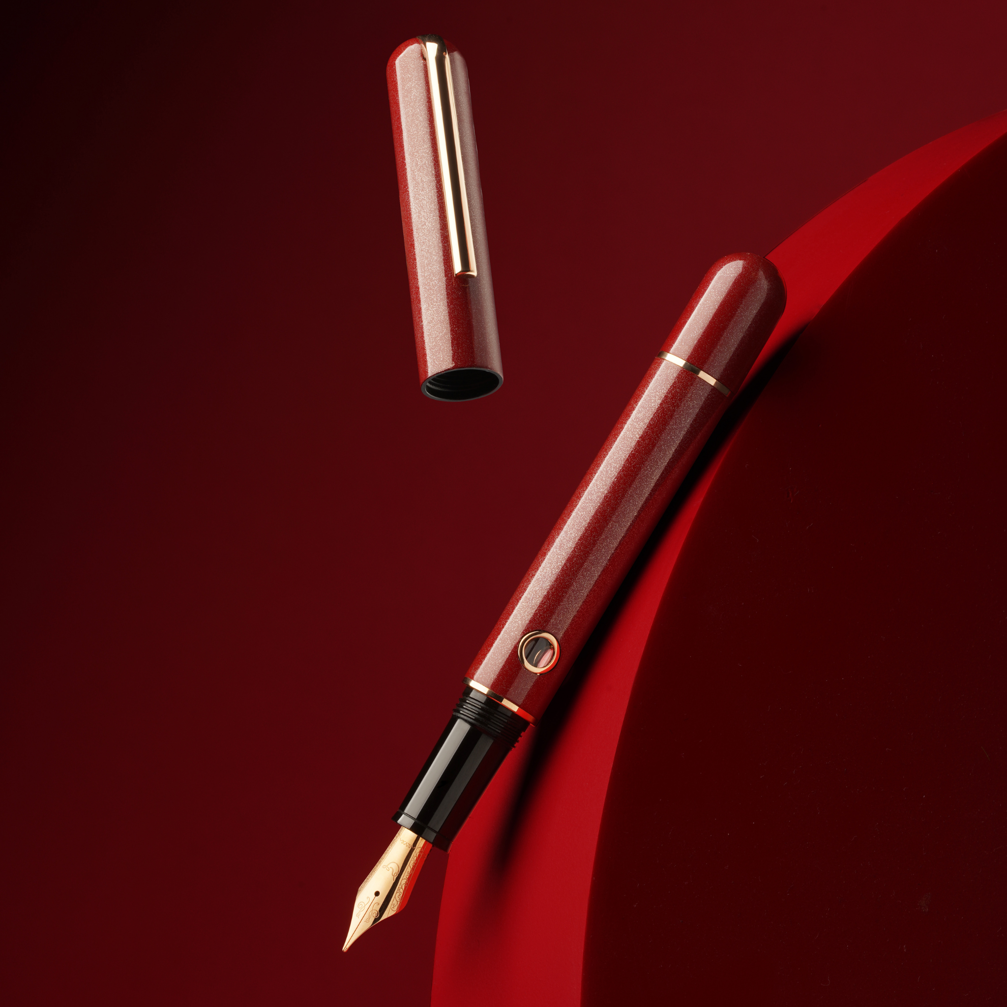 Nahvalur 365 Anniversary Roiro Garnet Fountain Pen Collection