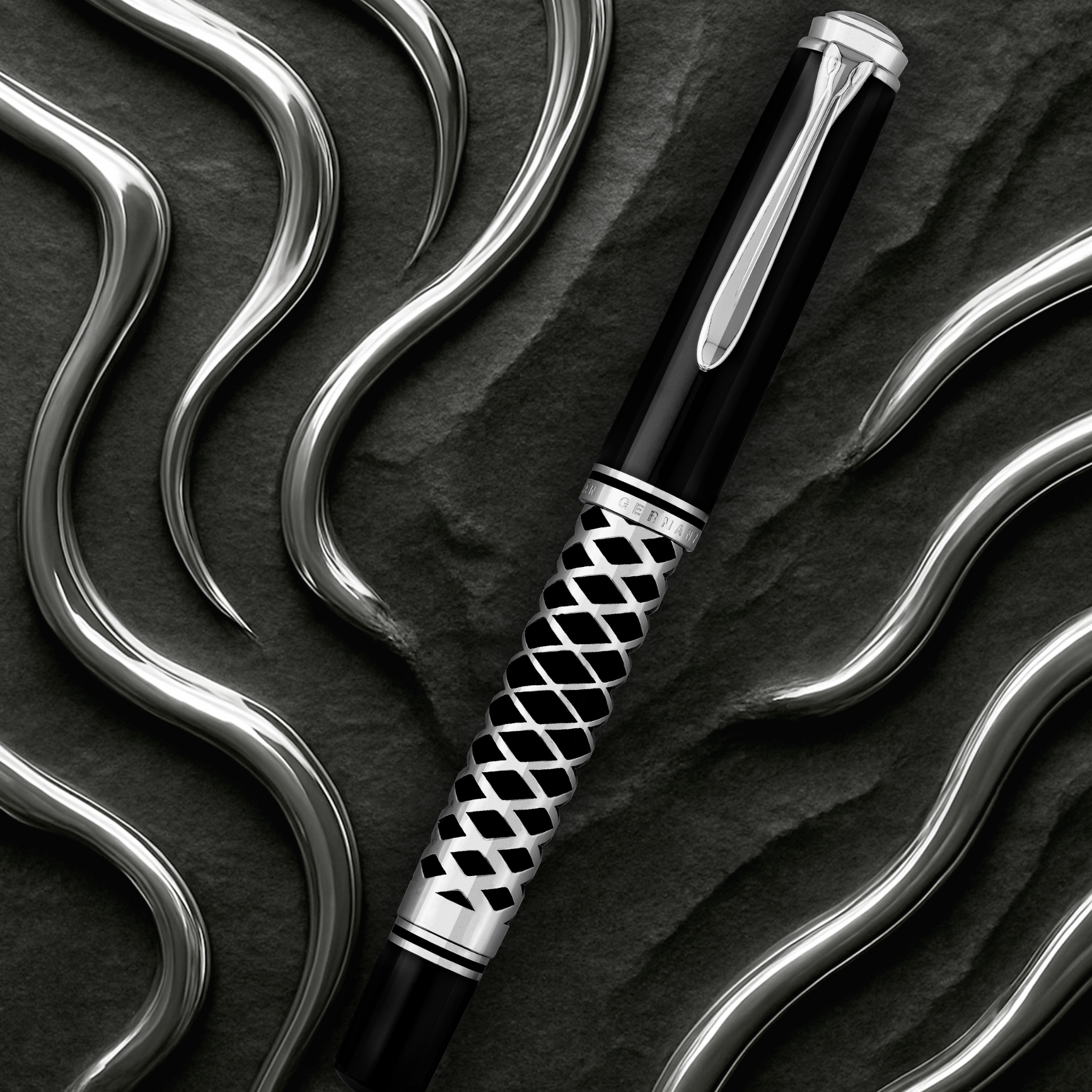 Pelikan Special Edition Souverän M805 Metal Sleeve Fountain Pen Collection